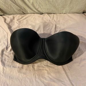 Fantasie size 34FF strapless bra. Worn 1x